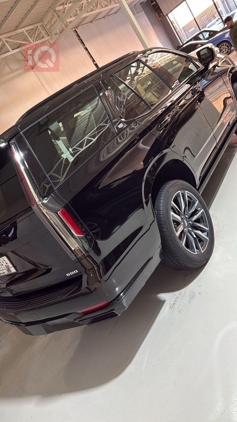 كاديلاك اسكاليد